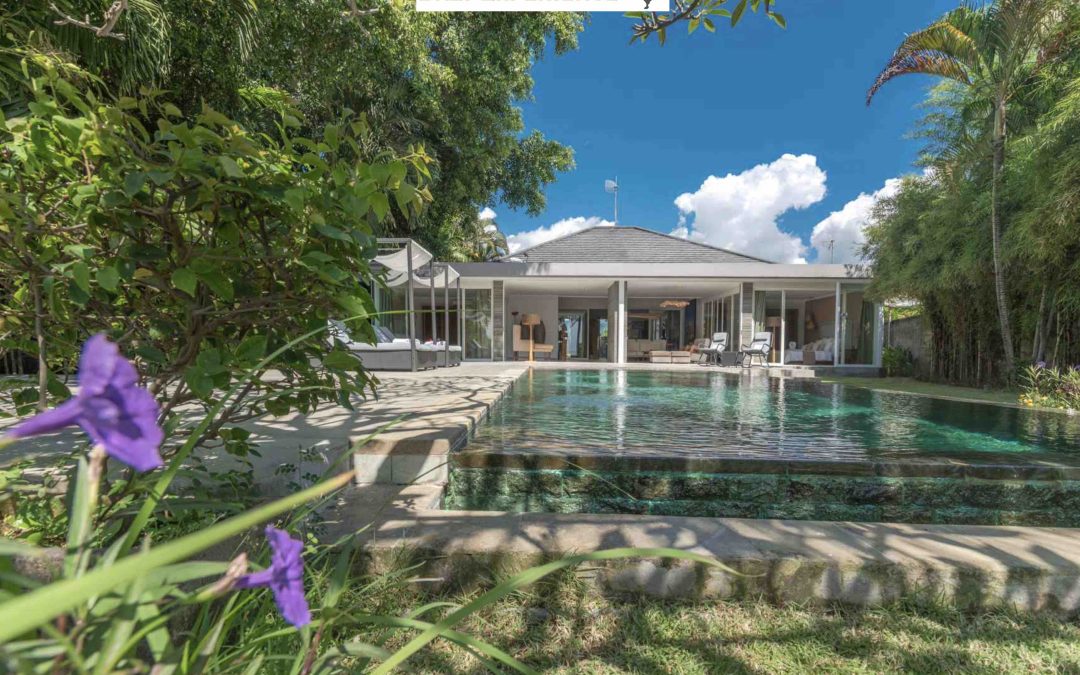 Three-Bedroom Beachfront Villa | Lovina | 400$